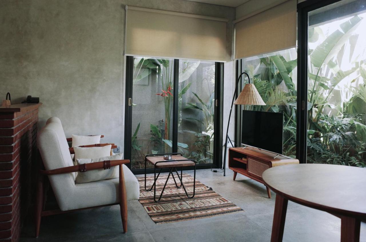 T Lofts * Seminyak (Bali)